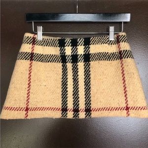BURBERRY] Cute Classic Tan Black Red Bold Nova Plaid Mini Thick Wool Skirt